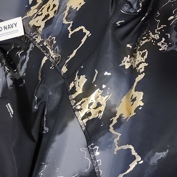 NWT Old Navy Active Powersoft Extra High Rise Leggings Go Dry, Size L - Picture 4 of 4